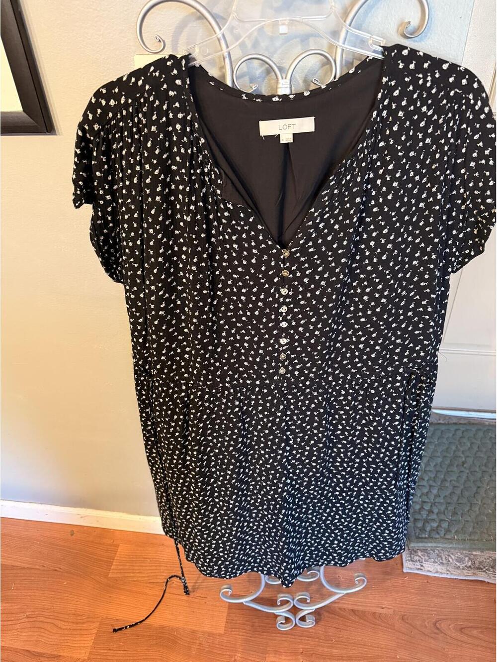 Loft Black and White Printed Short Sleeve Dress with Buttons